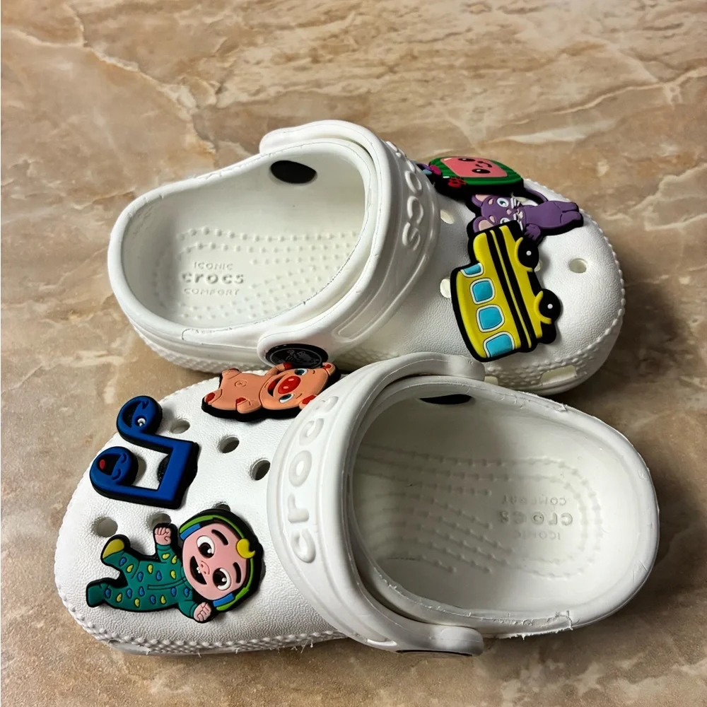 Toddler size 5 CROCS Clogs White Sandals with Cocomelon Charms